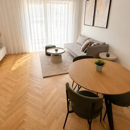 Apartman Heuhaus Old Town - Presidential Palace & Free Parking Pozsony